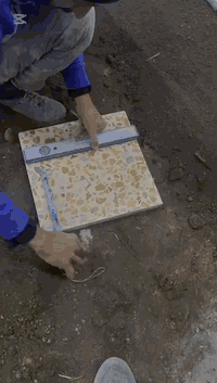 خلفه سراميك ارضيات لبخ واجاهات الاتصال *********** بغداد فقط
