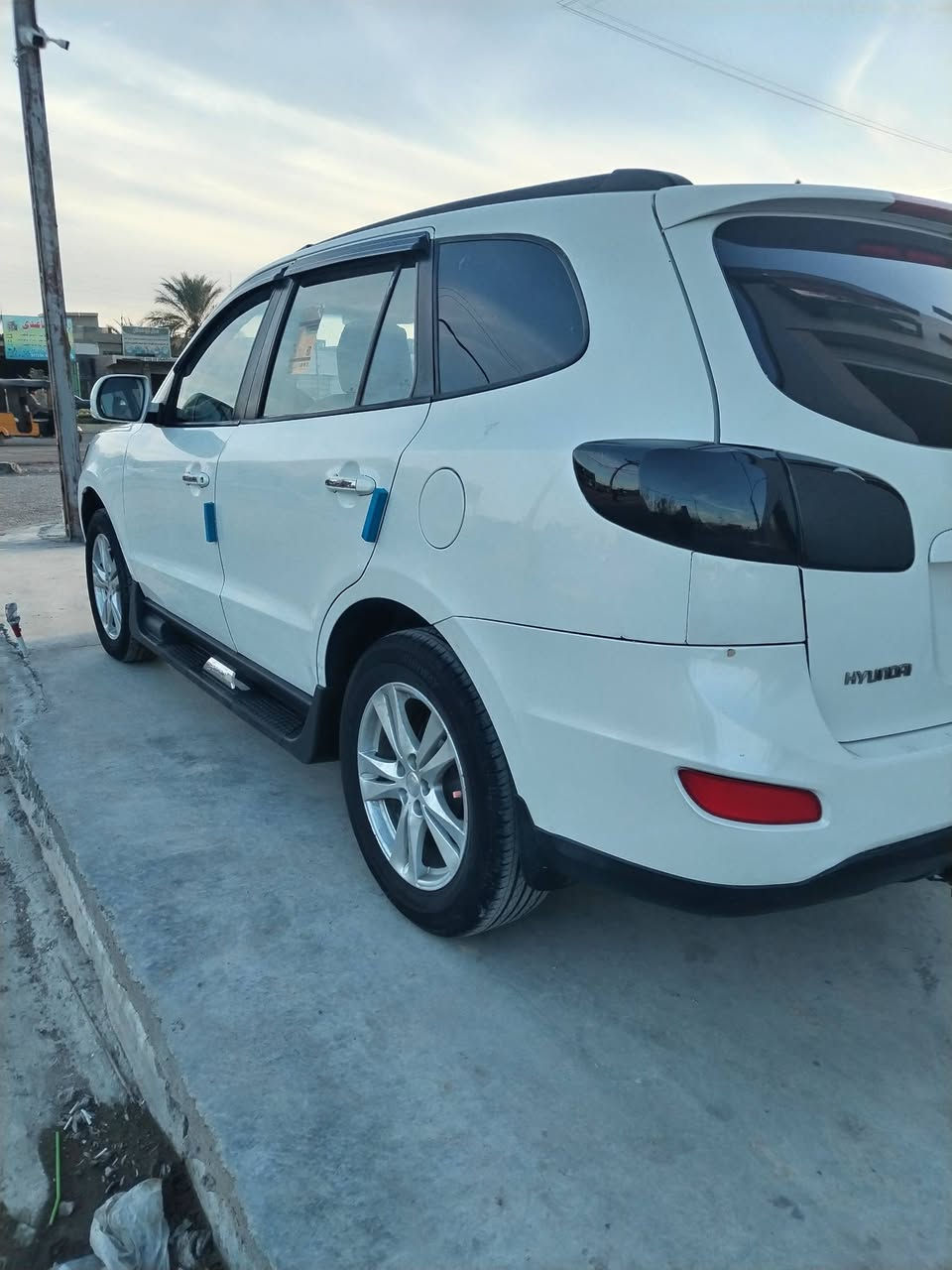 سلام عليكم سنتافي للبيع موديل 2012 وارد امريكي رقم بغداد ضررها فقط جاملغ خلفي مصبوغه عام أثر جراد مواصفات فول عدا البصمه صدر أمامي خلفي جديد تبريد قطعتين تخم تاير جديد دوشمه جديد مكينه وكير كفاله السعر 128 وبيها مجال يرهم مراوس حسب القناعه ***********
***********
