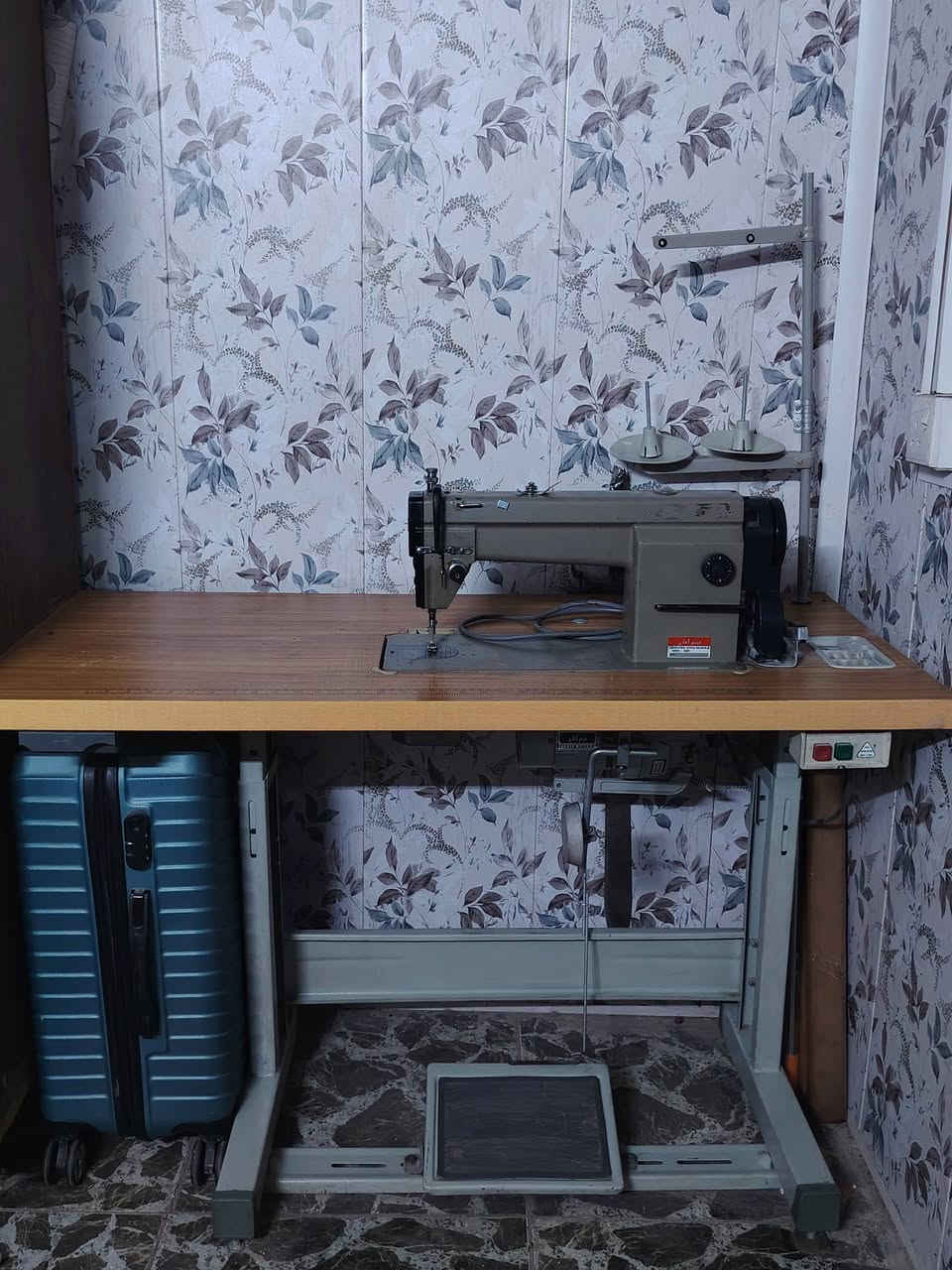 السلام عليكم مكينه برذر للبيع السعر ٢٠٠ وبي مجال


**إذا كنت صاحب هذا الإعلان وتريد حذفه لأي سبب، رجاءا أرسل رسالة إلى الدعم الفني**