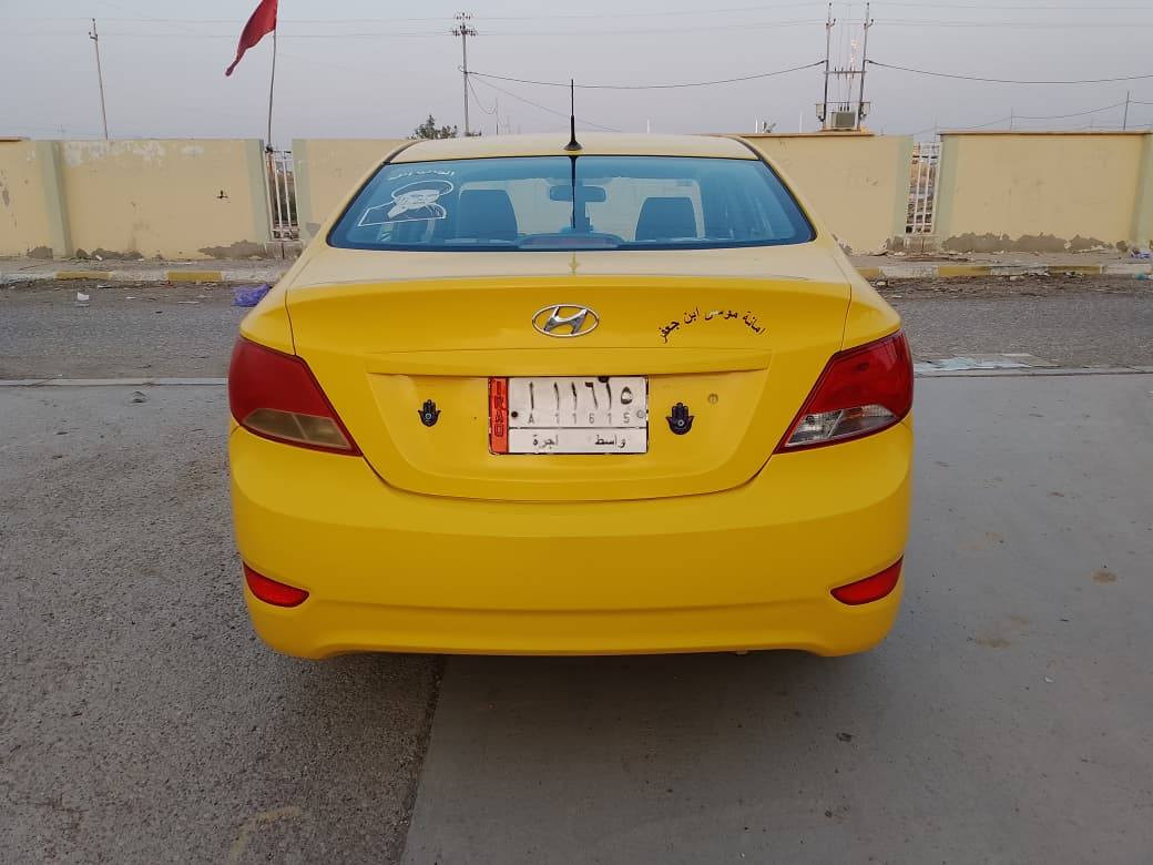 السلام عليكم اكسنت موديل 2014 وارد امريكي كلين بدون ضرر كلها ليبل واحد لا ضربه ولا تبديل رقم واسط بأسمنه تحويل مباشر سنوية للـ28 مصفرة هيئة وغرامات محرك 1600 دوش محرك وكير مكفولات تخم تاير جديد حدادية امامي وخلفي جديد باتري جديد شاشة كامره خلفيه تحكمات ستيرن حساسات اشاير بالمري السعر 79 للأستفسار اكثر (***********) عنواني واسط
