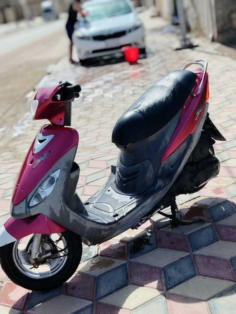 سلام عليكم دراجه ماكس منغولي جاهزه الخر حبايه جاهزه مالت جناي كابريتر جديد تواير كه شغاله ماعوزه برغي شغل طلع مكاني رميثه سعر 625بيه مجال شراي ***********
