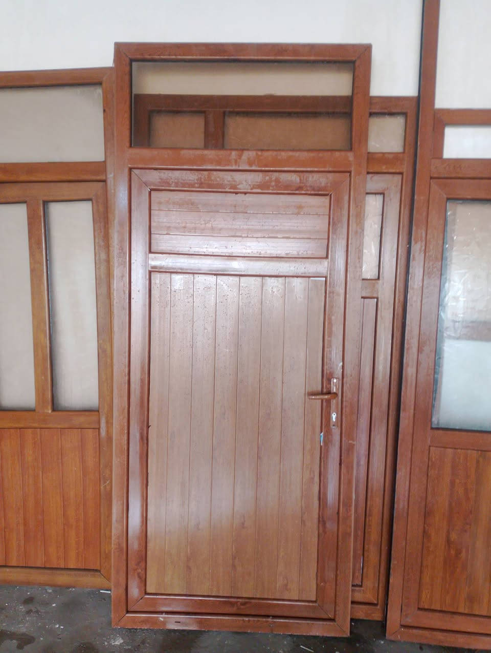 السلام عليكم ورحمة الله
وصلتنه وجبه جديده من ابواب وشبابيك بلاستك مستخدم ونضيف ابيض +جوزي +جام خانه احجام وقياسات مختلفه واسعار مناسبه يوجد لدينا معمل تصغير حسب القياس الي تريده 
أسعار الباب الابيض من60لحد 70
والباب الجوزي من75لحد 100
والشبابيك أسعار مختلفه من 60لحد 100
العنوان الشرقاط ساحل الأيمن قريه شكرا شارع العام محلات الحمودي هاتف 
***********
