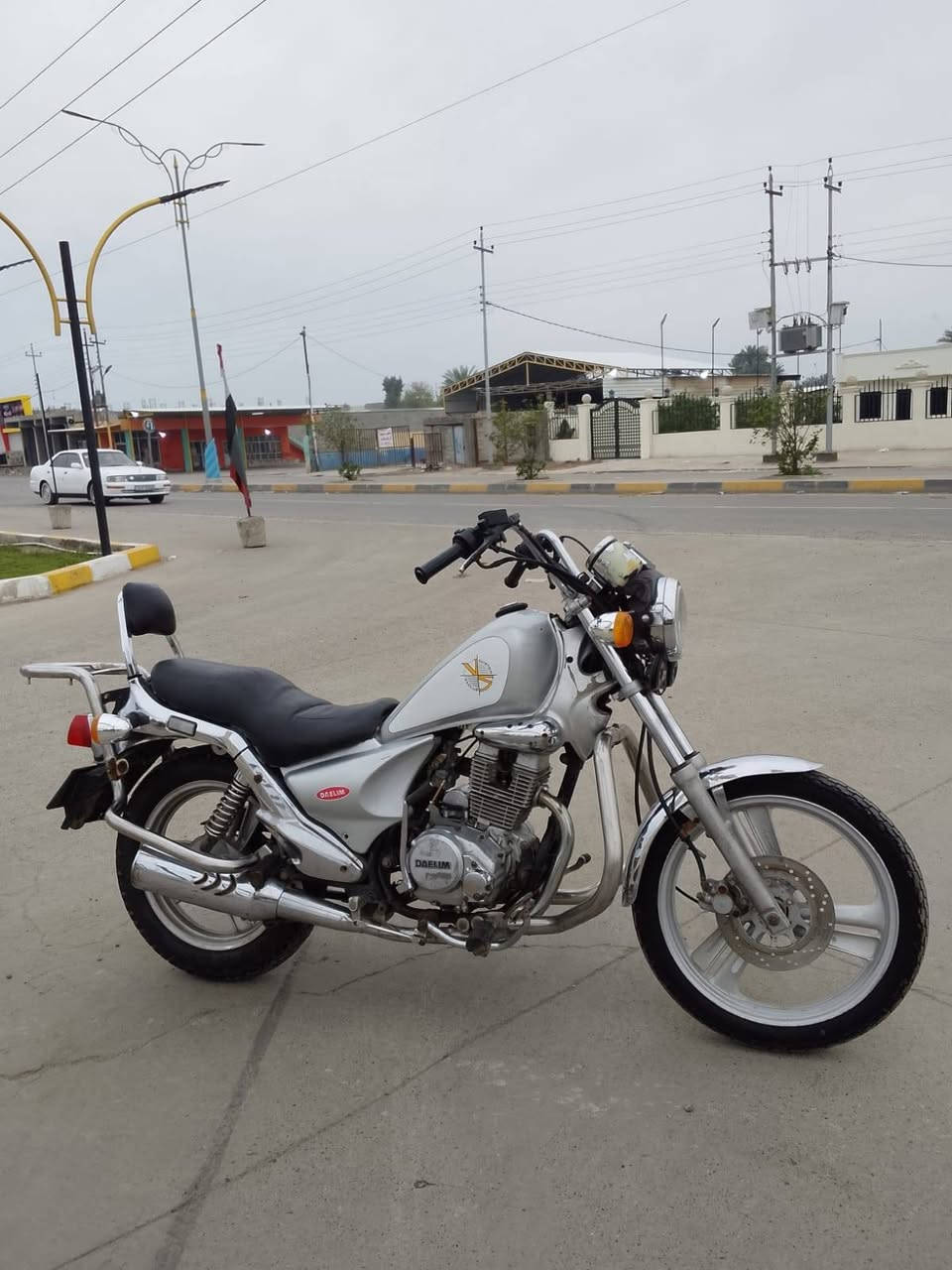 سلام عليكم دايلم للبيع نضيف حيل مكينته خرسه ماطور اغلب شغلاته بلاديه كيلو متر شغال اشاير شغاله كهربائيات كله شغاله نكره سلف ماطور كله كامل مابي اي نقص السعر (٦٥٠) وبي مجال للاستفسار ***********
