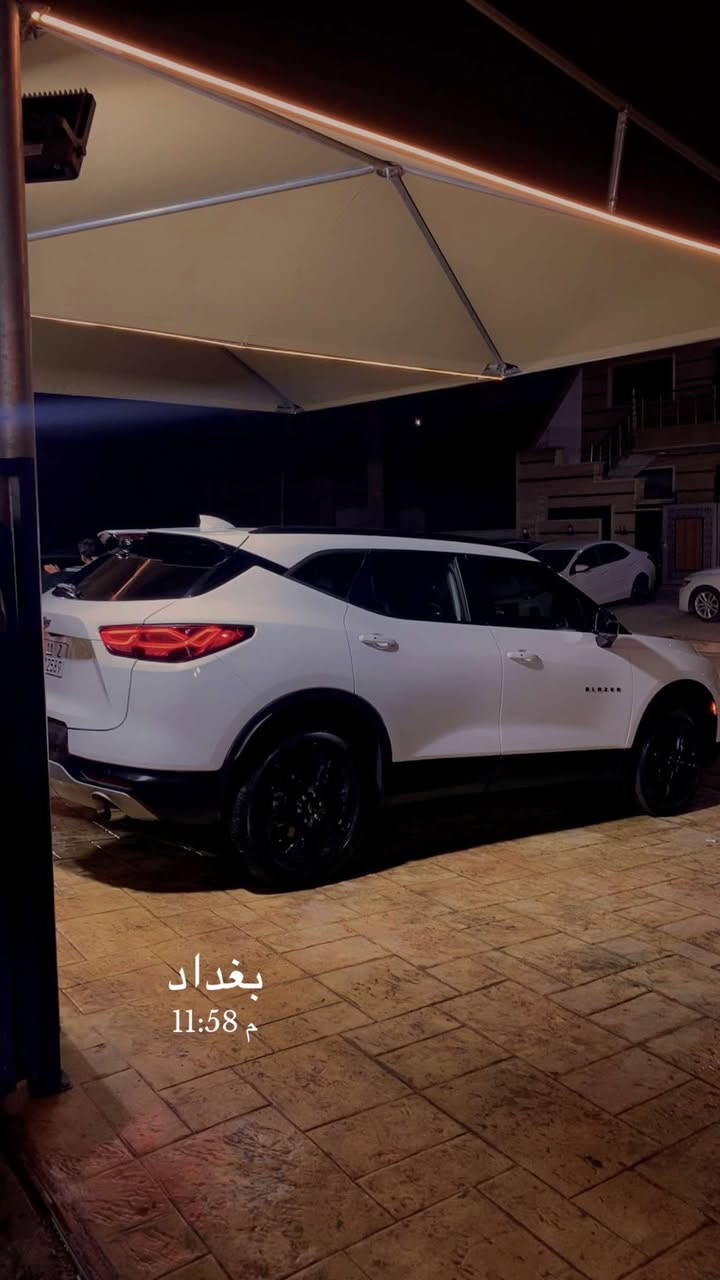شوفرلية بلايزر 2024   3LT ضرر بسيط بدون ايرباك للبيع ***********
