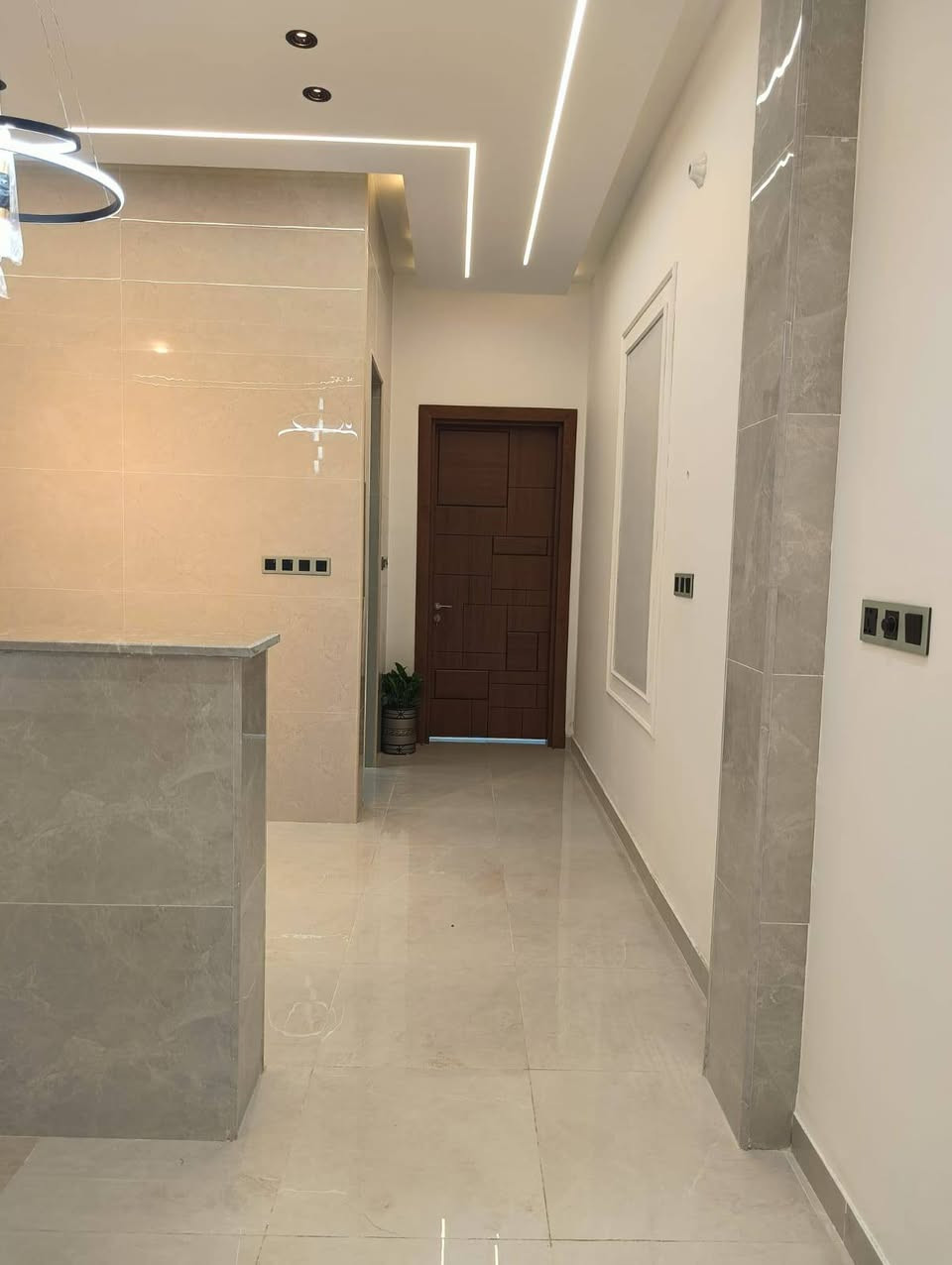 السلام عليكم 
مشتمل للبيع المساحه 120 م 
بناء البيت حديث استلام مفتاح غير مسكون مواصفات البيت vip  😍👏🏻
موقع المشتمل حله شارع 80 خلف حلويات قصر الشام جنس العقار طابو زراعي سند ٢٥ 
إخواني أخواتي ربي يحفظ الجميع 🌹
السعر وباقي التفاصيل التواصل خاص او الاتصال 
 للاتصال ***********
واتساب
