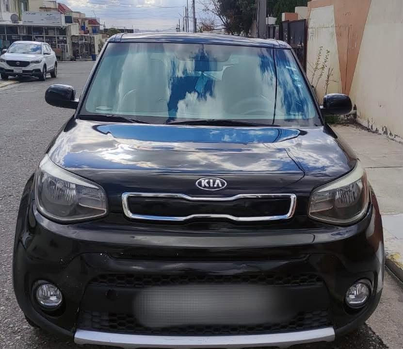سلام عليكم 
كيا صول موديل 2019
مكينة 1600
السيارة جديدة 
رقم بغداد 
مكان ديالى بعقوبة الجديدة 
الاستفسار ***********
