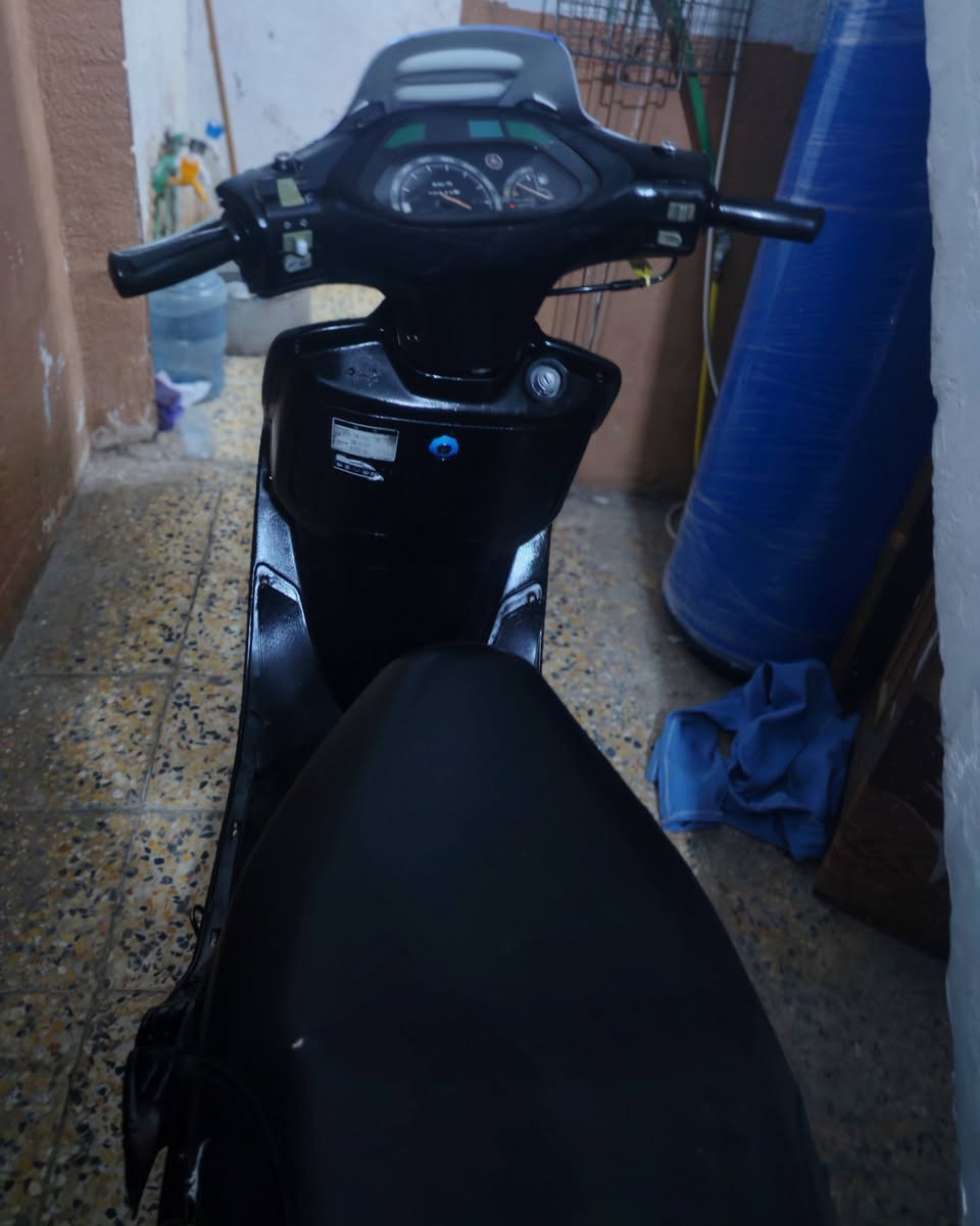 السلام عليكم شلونكم اخوان شلون صحتكم فراشه للبيع مكانتها فحل ماكس ما مفتوحه برغي الدراجه بلاديه كفراته موجوده لا مكسره شخطه ما بين الكفراته الدراجه كلها حاويه ما انا مكاني فيه النجف متوازي على بيعتك ماكينه فحل ماكس السعر 700 وبيها مجال


**إذا كنت صاحب هذا الإعلان وتريد حذفه لأي سبب، رجاءا أرسل رسالة إلى الدعم الفني**