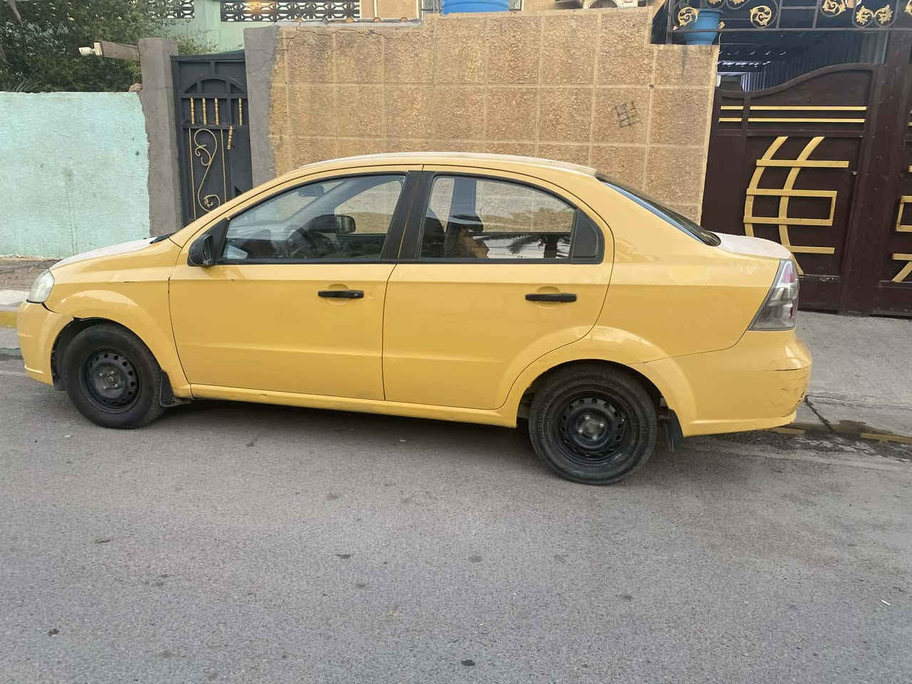 افيو للبيع موديل ١١شركه عامه بدون صبغ استفسار على هذا الرقم *********** رقم بغداد مكان بغداد
