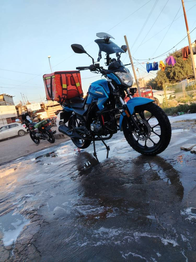 السلام عليكم ار كي200 سي سي رقم اربيل تحويل ثاني يوم كفاله عامه مكينه مامحطوط عليها سبانه ماشيه 40 الف دراجه كامله مكمله بدون نواقص السعر مليونين و 250 الف بيه مجال للطيبين مكاني بغداد السيديه ***********
