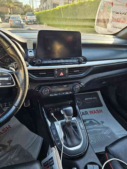 السلام عليكم 
فورتي GT 2021
تبريد تدفئة كشنات
سماعات هارمن كاردن
فول الفولل للاخير
ماشية 117الف كيلو
حادث فقط جاملغ خلفي 
بدون ايرباك بدون دواخل
السعر 140و بي مجال
***********
