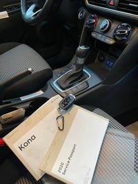 كونا 2020 السلام عليكم   هونداي كونا 2020    حادث جداً بسيط  بدون شاصي...