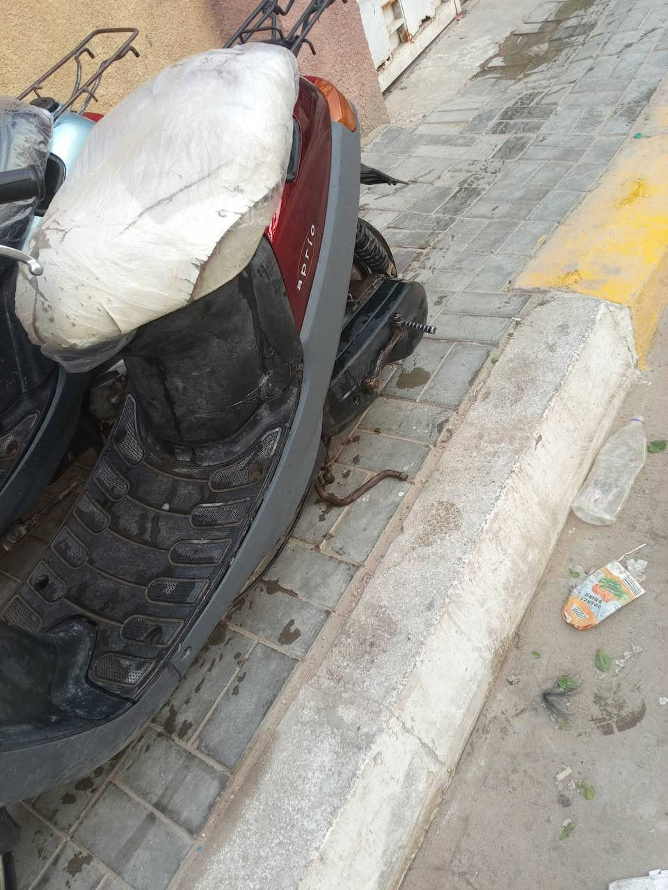 سلام عليكم بطه الفين و ٣ شاصي مكفوله ومكينه ناعمه كربائيات شغاله نقصه فقط باتري مكاني كربلاء الحر الرقم *********** السعر ٢٠٠
