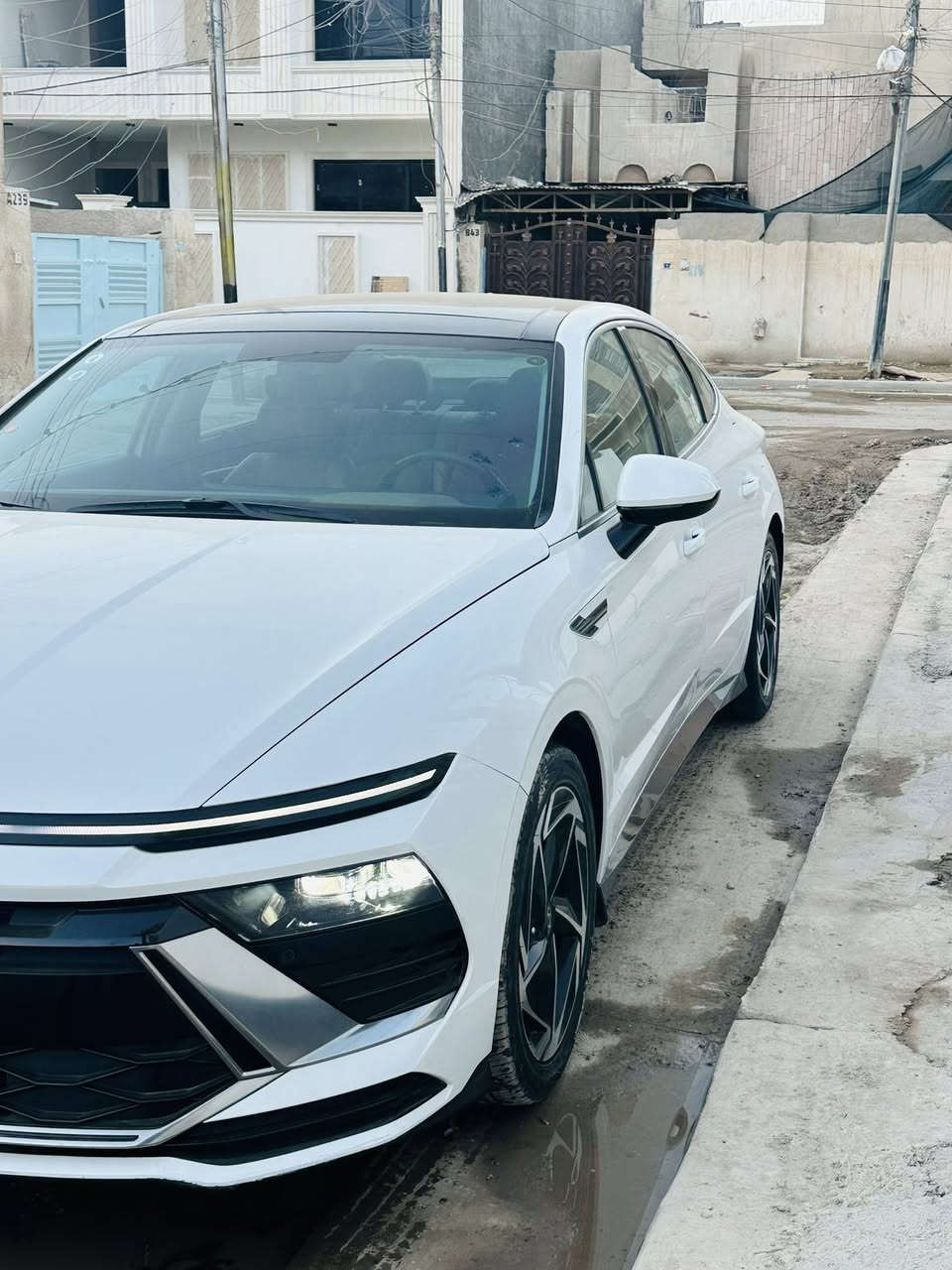 السلام عليكم
سوناتا  موديل ٢٠٢٤ خليجيه مكفوله من الصبغ والبارد والتبديل  والسونار موجود بالمنشور 
رقم بغداد الجديد باسمي 
فول مواصفات 
السعر ٢٣٣٠٠$ يعني ٢٣٣ ورقه وبيها مجال 
العنوان / بغداد حي الاعلام 
للاستفسار 
***********
