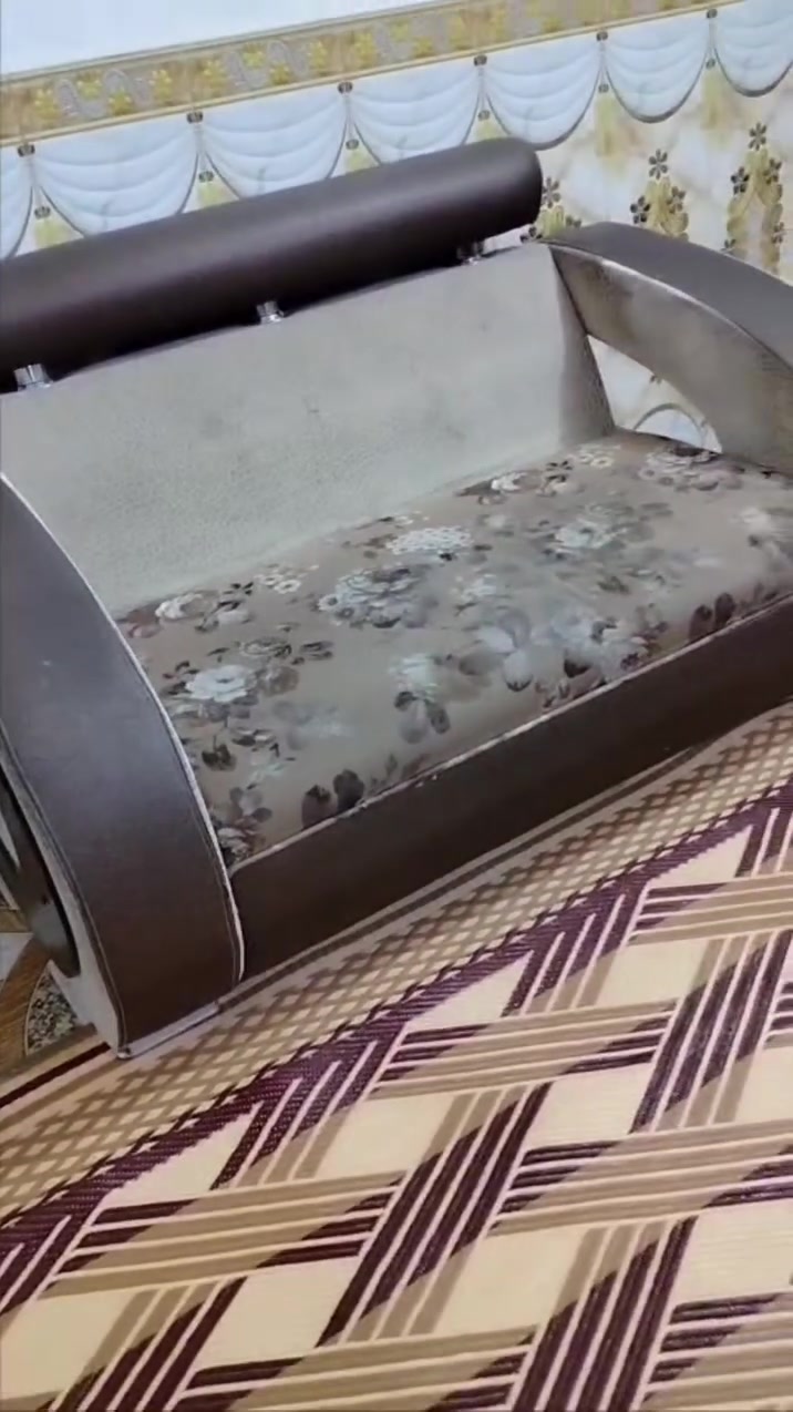 مرحبا بنات عندي هذا القنفات كامله وياها مفارش ومخاد سعرهم300وبيهم مجال كلش قويات بس ماعندي مكان كبار


**إذا كنت صاحب هذا الإعلان وتريد حذفه لأي سبب، رجاءا أرسل رسالة إلى الدعم الفني**