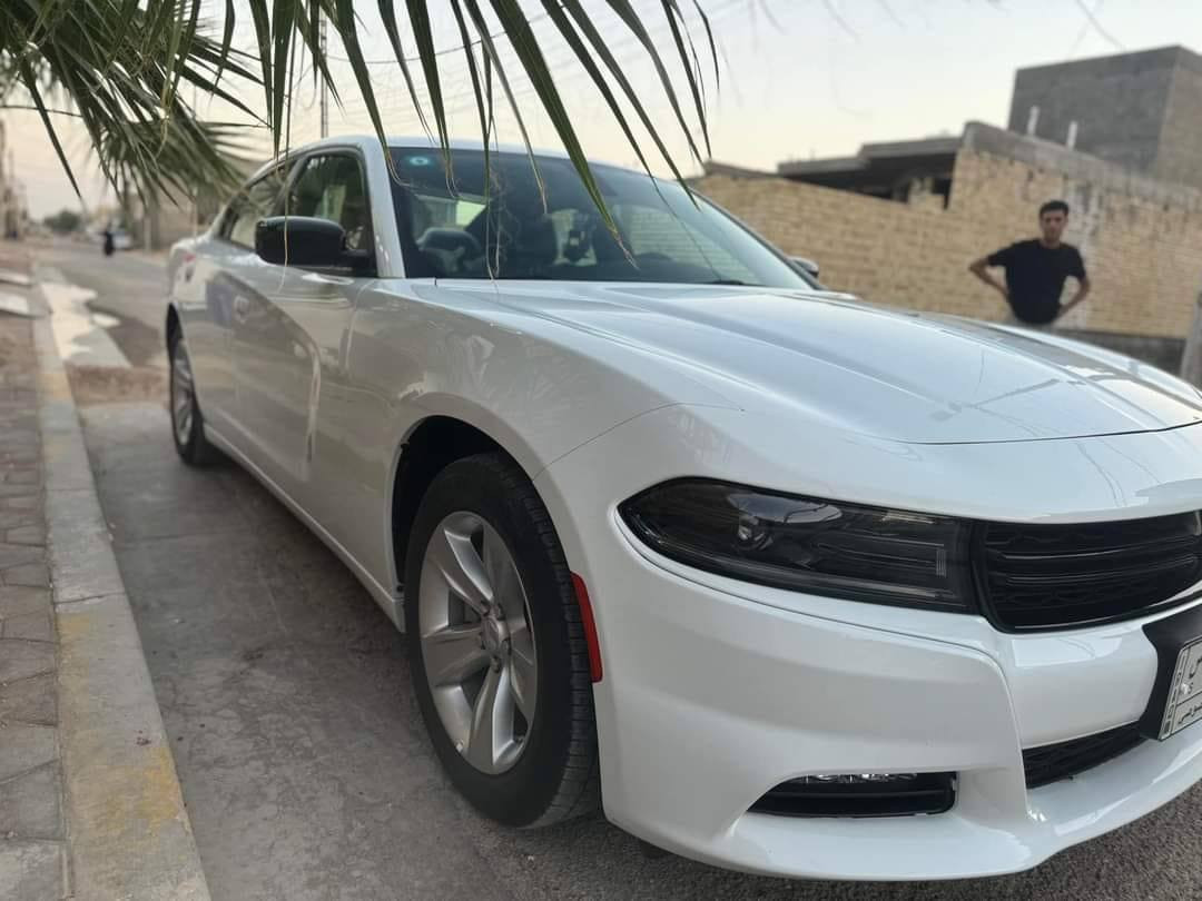 جارجر ٢٠٢٣ خليجي ماشيه ٥١ الف
SXT المواصفات المعروفة
اللون ابيض
كشن السايق كهرباء
رقم دولي بسمي بغداد 
بيها طخه بلدعامية الاماميه بس الدعاميه ومصبوغه ربعها والمازده مصلحه جهه اليمنه ومكفوله من كلشي 
تخم تاير جديد صدرها كله جديد 
الرقم ***********
عارضها ٢٧٥ وبيها مجال
