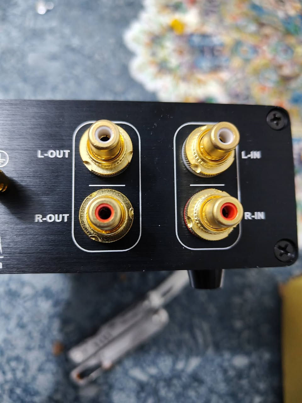 مكبر صوت MM Plane (مضخم طاقة
قيم وبلعافيه


**إذا كنت صاحب هذا الإعلان وتريد حذفه لأي سبب، رجاءا أرسل رسالة إلى الدعم الفني**