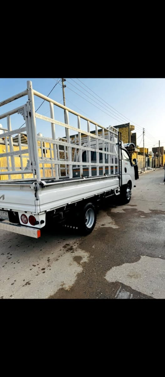 السلام عليكم كيا حمل لبيع موديل 22كفاله عامه محور تاير 14وتانكي 120 حدادية وتخم تأيرات ودوشمه جاهزه على آخر حبايه السعر 178 وبيه مجال ذي قار قضاء النصر ***********
