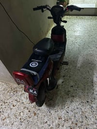 ماطور للبيع شغال نضيف بطارياته فول السعر 145 للاتصال 07703083669.   رج...