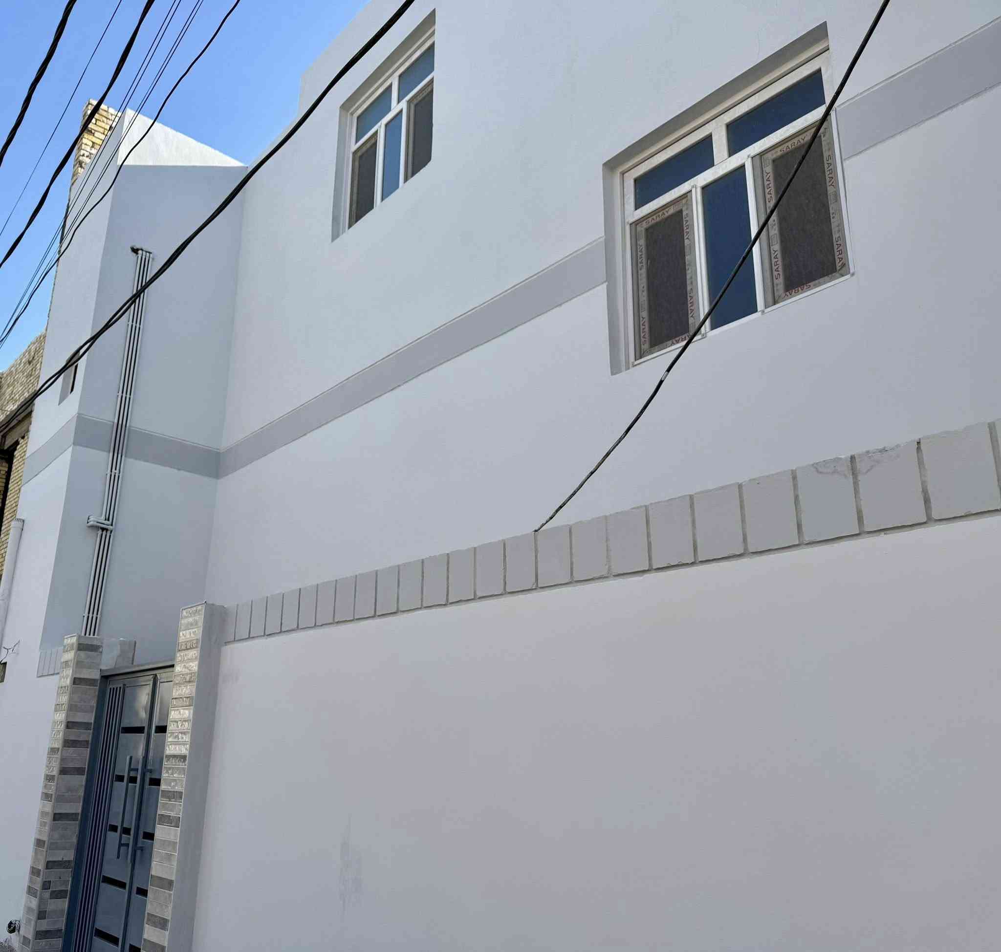 مستعدون لكافة الديكورات الخارجه والداخليه وعمل الفوم الخارجي وطلس الجبس والأصباغ ***********
***********
