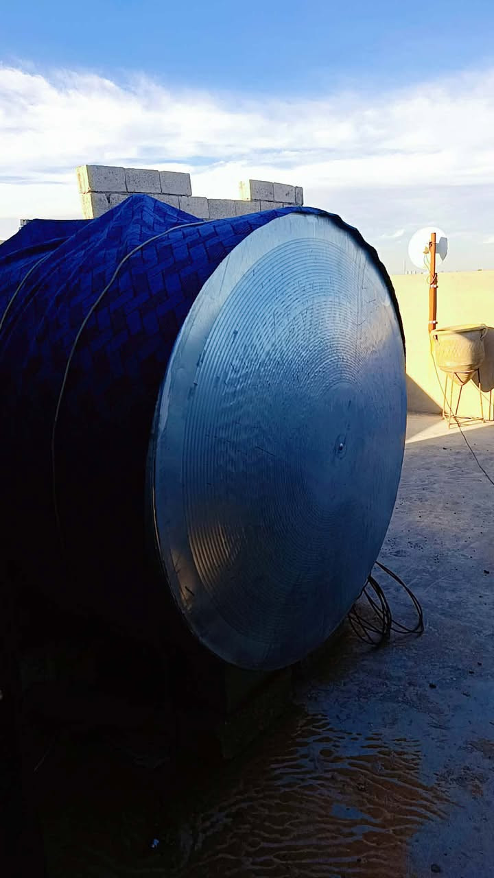 السلام عليكم بيت زراعي طابقين 100 متر. طولاني للبيع 
يتكون من استقبال ـ ممر . مطبخ . غرفه نوم 
صحيات... 
البناء حديث كله سيراميك درجة اولى بياض درجة اولى. كهرباء وموالد جاهز.
الطابق الثاني نفسه تصميم وهم جاهز على مفتاح 
مال عائلتين وفوك بيتونه وصطح 

العنوان الزراعي منطقة 77  قرب جامع الامام علي + متوسطه الوعد 
الشراي يتفضل خاص


**إذا كنت صاحب هذا الإعلان وتريد حذفه لأي سبب، رجاءا أرسل رسالة إلى الدعم الفني**