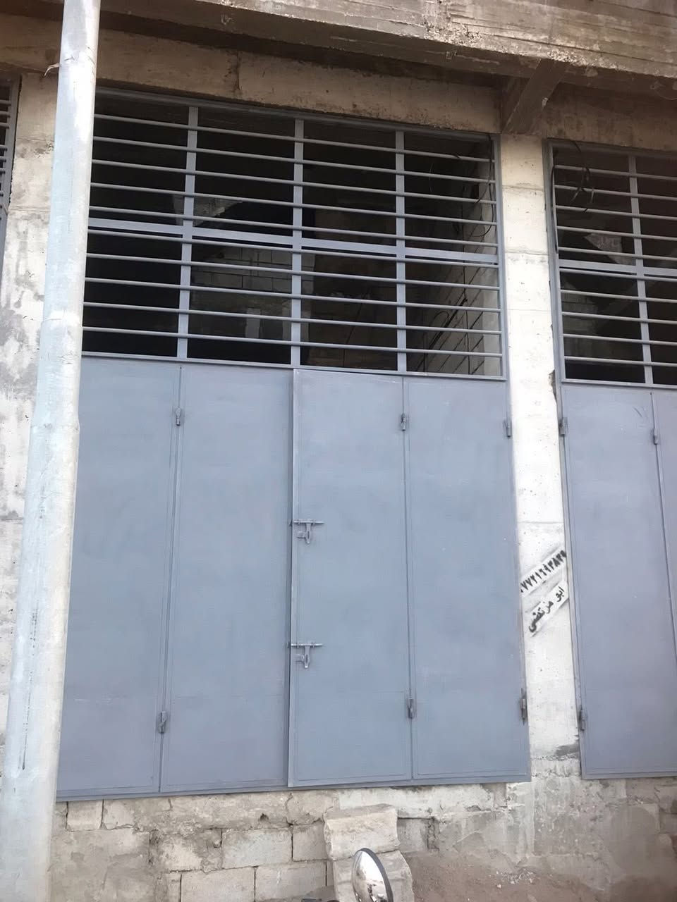 السلام عليكم عماره 200 متر للايجار موقعها برغه قرب الحسينيه للاستفسار الاتصال ***********
