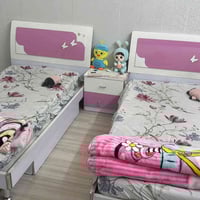 سريرين • مع ميز • نظيفين