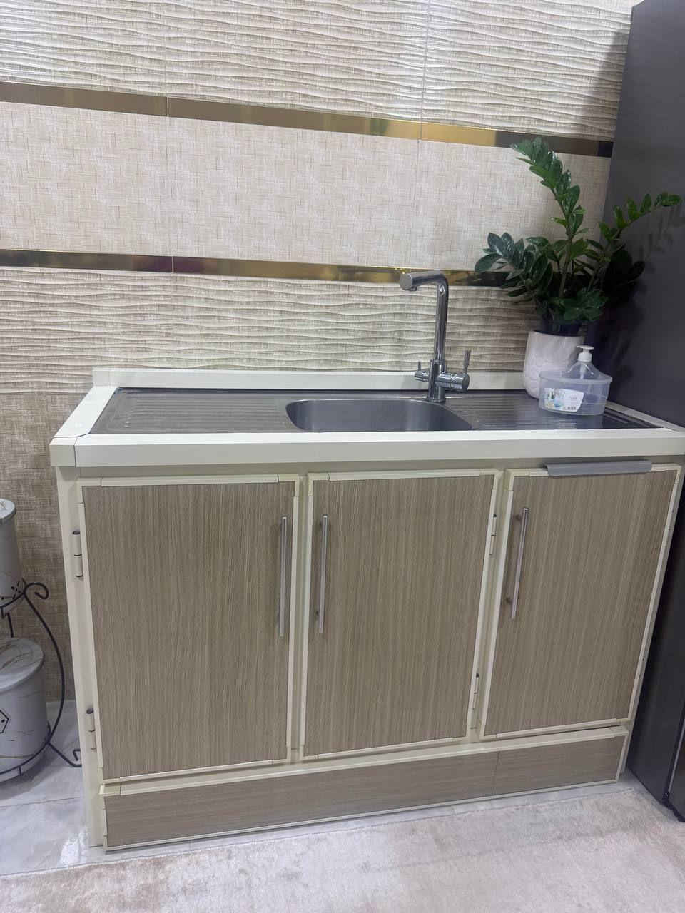 السلام+عليكم
للبيع+كاونتر+وسنك+وكاونتر+طباخ+عدا+الطباخ+مو+للبيع النجف, العراق


**إذا كنت صاحب هذا الإعلان وتريد حذفه لأي سبب، رجاءا أرسل رسالة إلى الدعم الفني**