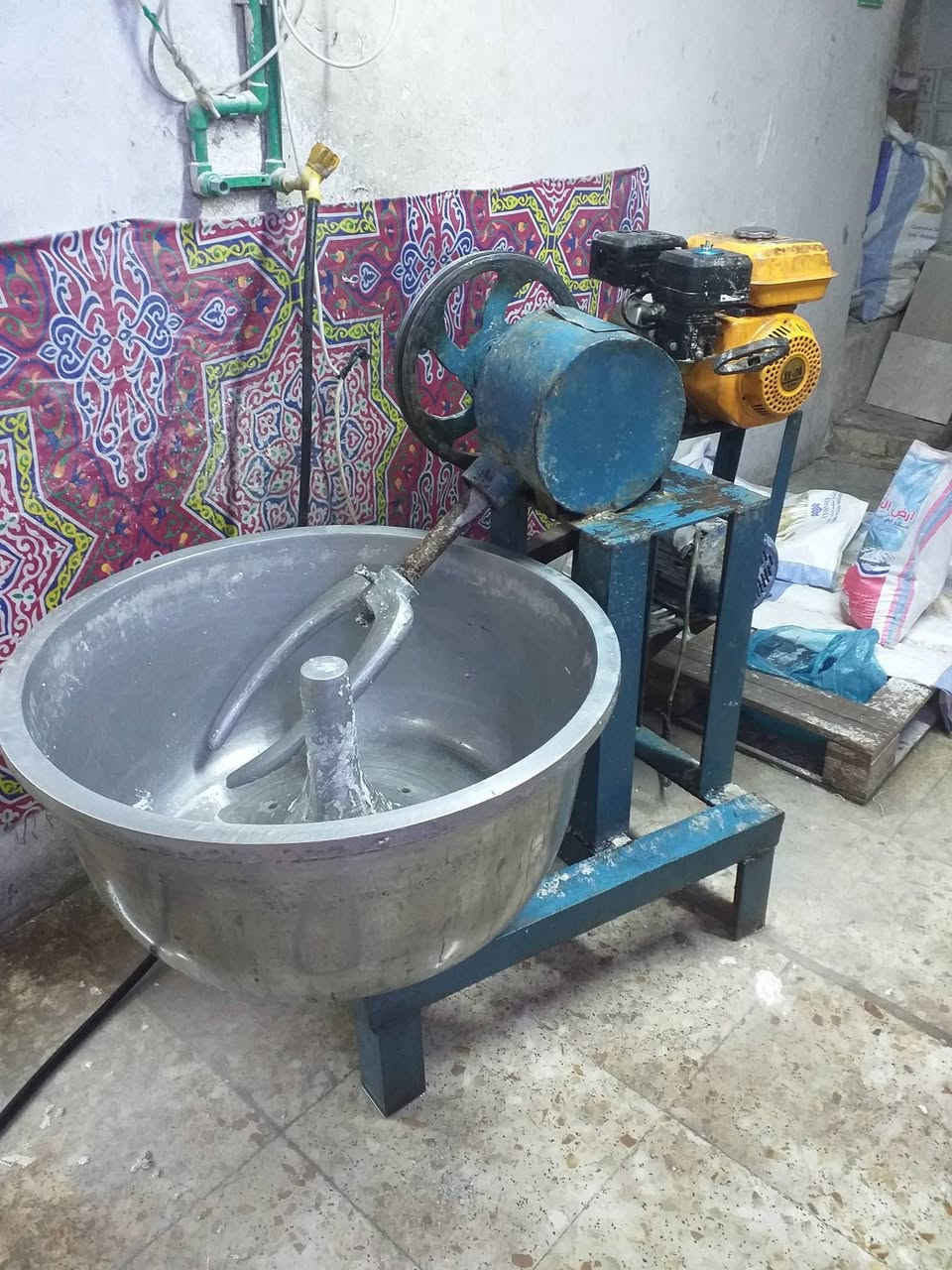 السلام عليكم عجانه ام جيس دمبر وماطور شغال ٤٠٠ وبيها مجال طاوليات ٤لواحد وميزين تزكا وعرض ١٥٠ الف مكان بغداد


**إذا كنت صاحب هذا الإعلان وتريد حذفه لأي سبب، رجاءا أرسل رسالة إلى الدعم الفني**