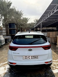 سبورتج موديل 2017 لون ابيض فول مواصفات  سياره جديده مابيها اي نقص     ...