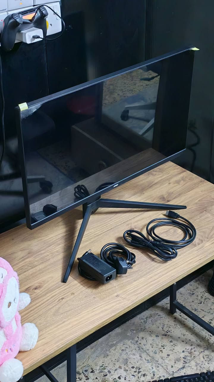 غراض للبيع شاشه PC احترافيه مال كيمنك مع كيبورد وماوس درجه اولا ومايك مال بث


**إذا كنت صاحب هذا الإعلان وتريد حذفه لأي سبب، رجاءا أرسل رسالة إلى الدعم الفني**