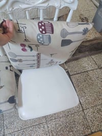 كراسي ٤ • كوشات