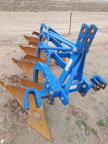 سلام عليكم ، للبيع فدان رباعي
رقم 10 شركة ايدن ، موديل 2022
السعر 2 مليون بي مجال قليل 
عنوان كركوك قضاء الدبس 
***********
