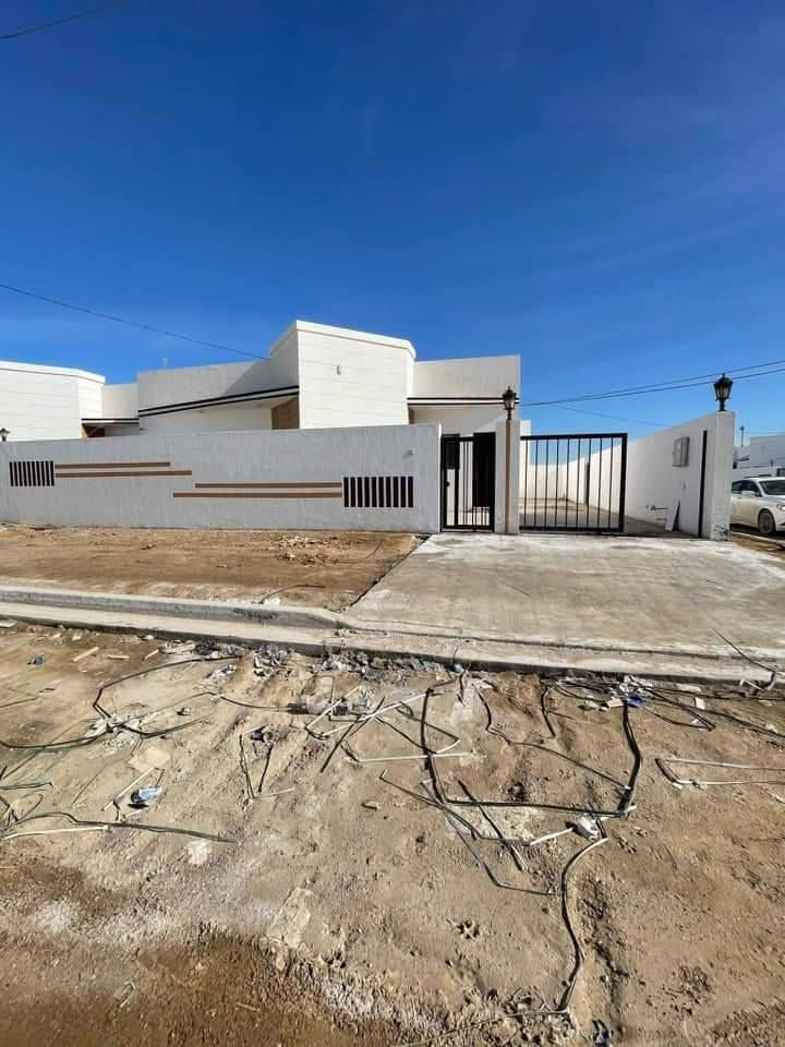 ⚜️بيت ركن للبيع في مجمع الزهور 1⚜️
في الفلوجة قرب جامعة السراج 
بيت زيرو ما مسكون
 المساحة 313م 
واجهة 15.6متر
نزال 20
شارع 40متر  ركن
💵 سعر 165مليون وبي مجال💵
🔖عندك عقار وتريد تبيع لا تحتار راسلنا فقط 👇
عنوان المكتب
📍1 الصقلاوية قرب مدرسة القلم
📍2 الفلوجة قرب مجمع الشفاء مقابل اعدادية الفلوجة للبنين
للاستفسار مراسلة الصفحة او الاتصال
*********** واتساب
***********
*********** 
🥇#مكتب_أكــد_للـعقار

....... #عقارات #الفلوجة #بغداد #بيوت #الانبار #عقارات_الانبار #قطع #عقارات #بغداد #فلوجة #الفلوجة #الفلوجه #الانبار #الرمادي #مجلس_النواب_العراقي #البرلمان_العراقي #المنصور #عقارات_بغداد #عقارات_الانبا
