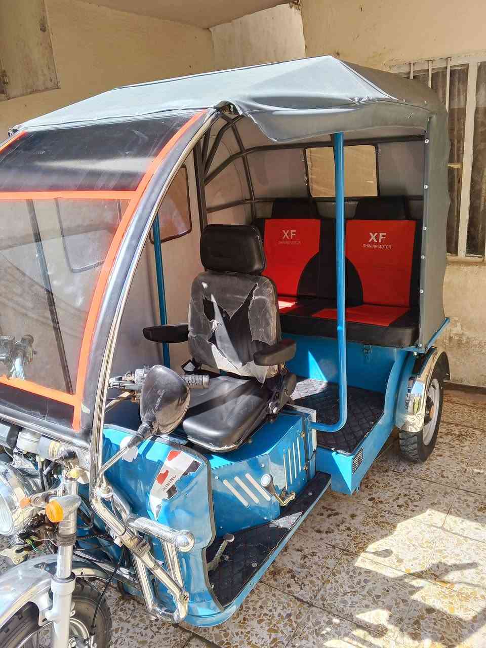 تكتك  بانزين للبيع جديده كلشي ما عايزه اوراق السعر مليونين و750 الرقم *********** العنوان حله نادر الثالثه
