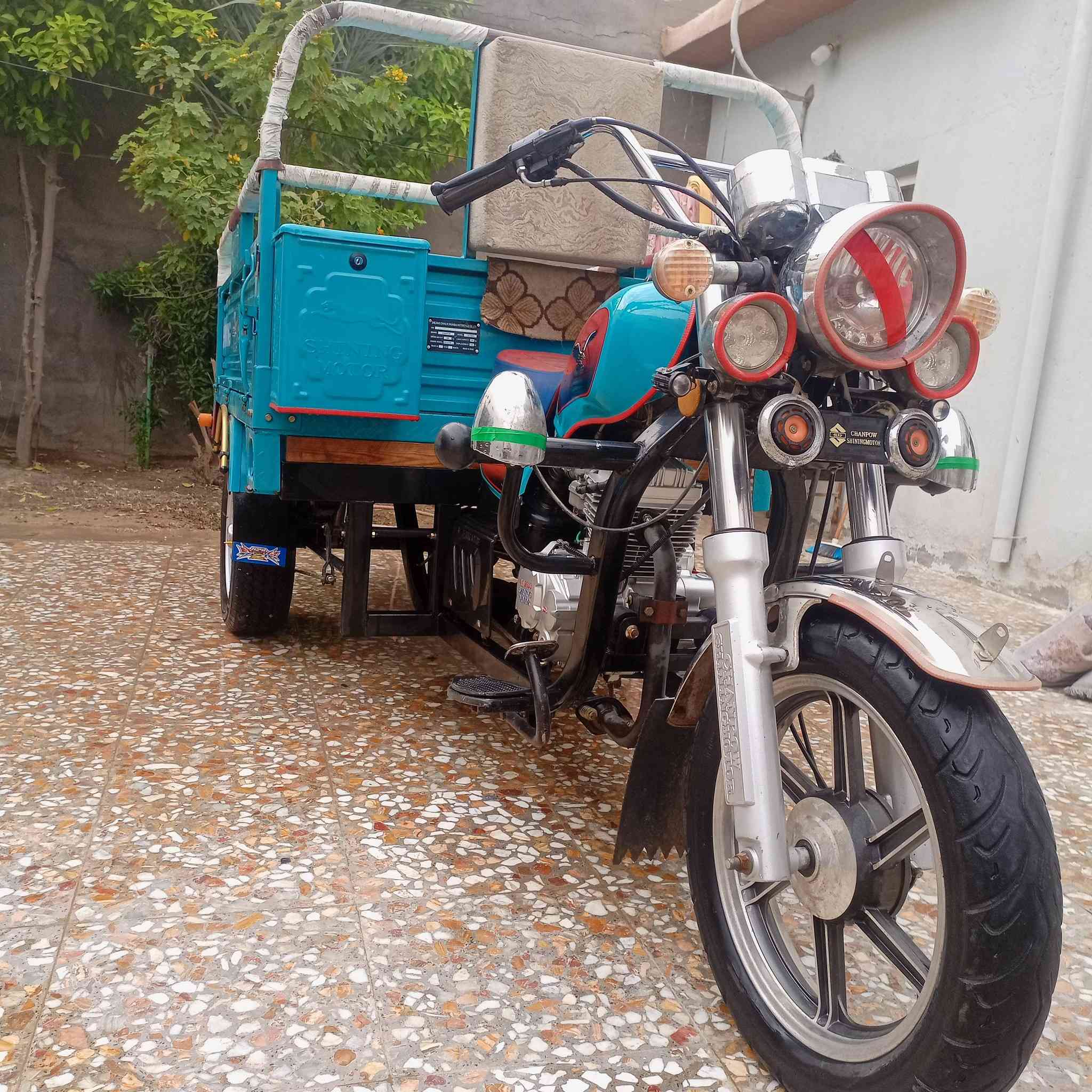 السلام عليكم ستوته للبيع موديل 2023 نظيفة جدا اوراق أصولية سعرها 2900 وبيها مجال مكانها طويريج ***********
***********
