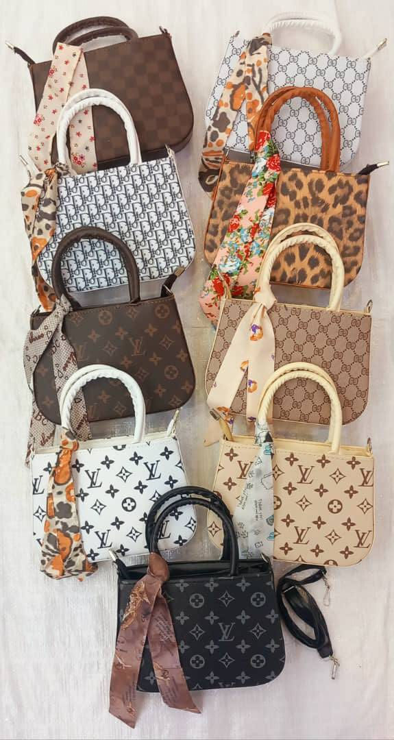 مفرد سعر قطعة 5 الاف
جملة 

👜سعر درزن وسط  33 الف

👜سعر درزن كبير 42 الف

https://t.me/bagswoman7


**إذا كنت صاحب هذا الإعلان وتريد حذفه لأي سبب، رجاءا أرسل رسالة إلى الدعم الفني**