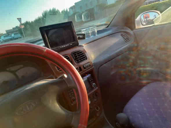 السلام عليكم ريو موديل ٢٠٠٠ مكينه كير صدر تخم تاير جهازة كهربايت كلشي شغال شاشه رقم بغد نكلزي بسمي داخل كلش نضيف نعامه سياره ترايك وين متريد السعر ٣٨ مكاني شهداء سيديه شراي يتصل هذا رقمي *********** بدون مراوس
