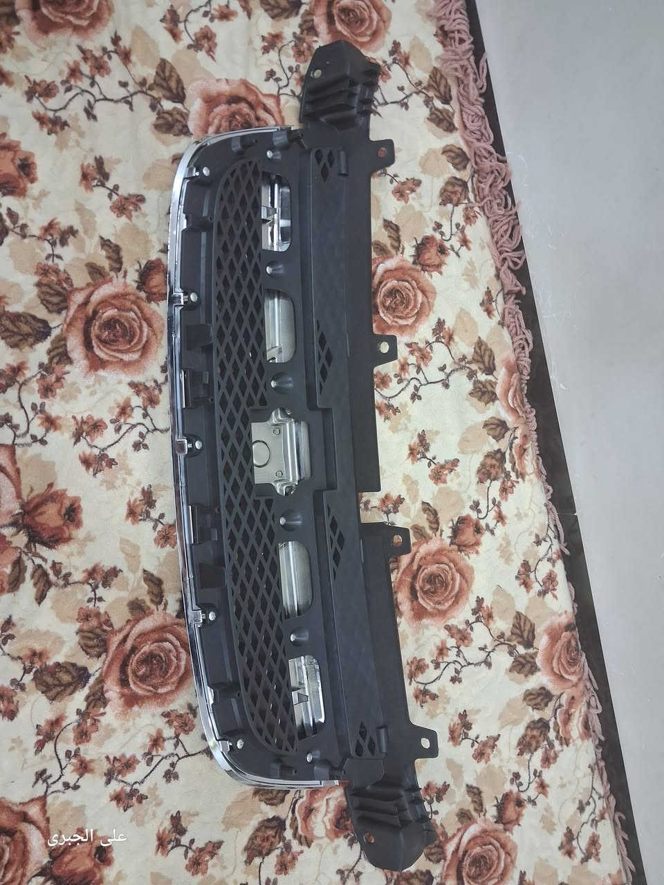 سلام عليكم للبيع شباك افيو جديد مكان نجف سعر ٣٠ ***********
