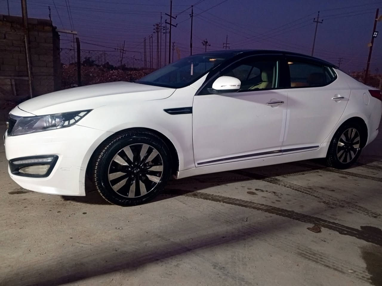 اوبتما 13 فول مواصفات  وارد امريكي جاملغ وباب ومرشوشه حزام مكينة كير تبريد كشنات تدفئة  تخم تاير السيارة جاهزة مكان الناصرية السعر 95 بيها مجال
‏‪***********‬‏
