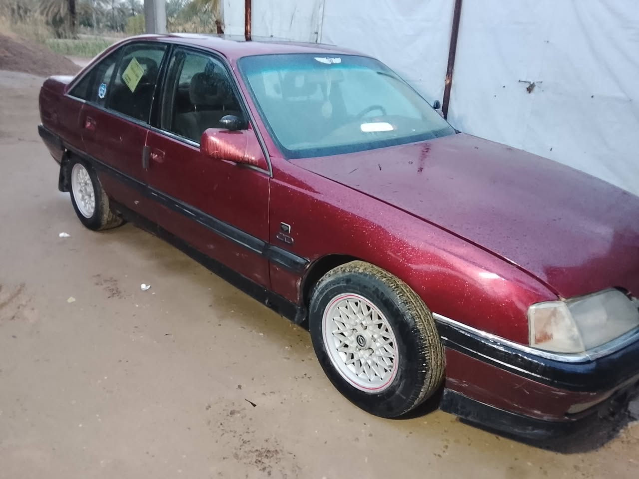 سلام عليكم من رخصه مدير الكروب لبيع سياره اوبل اوميكه 93سياره معمره جديد محرك 20كير  عادي مصبوغ 4قطع تانته مصيجه محرك وكير وصدر جديد سنويه باقيله شهر وتصقط تحويل مباشر تخم تاير ويل كب سعر 30 وبيه مجال بصيط العنوان الفلوجة النساف قرب جسر البعلوان استفسار الهاتف ***********
