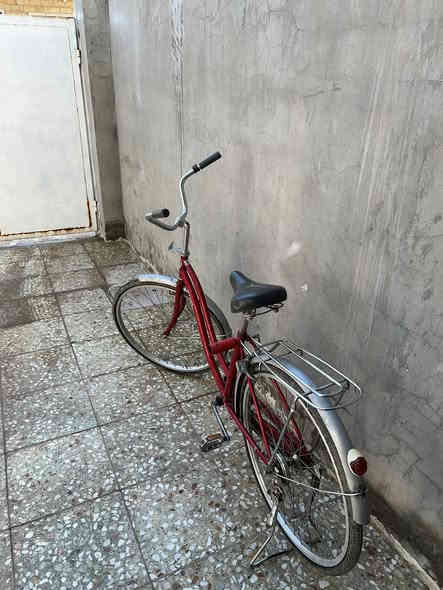 للبيع السعر 60 المكان بغداد *********** موجود واتس
