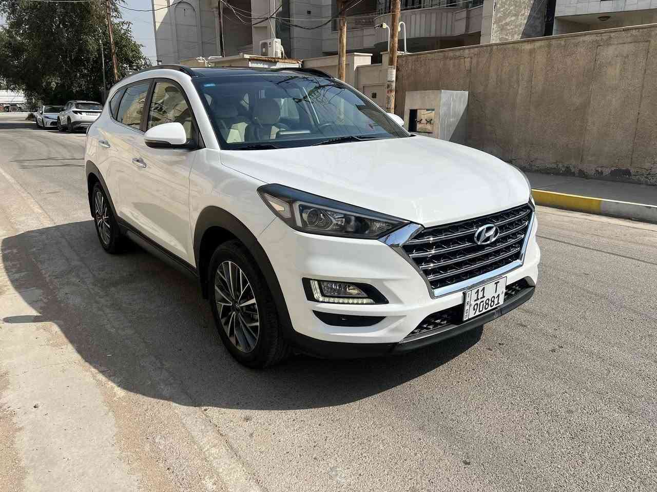 للبيع توسان 2019خليجي وكاله القاصد فول الفول بنورما وبصمه كشن كهرباء وشحن لاسلكي شاشه اصليه اريل نكفيشن رقم بغداد بسمي سياره جاهزه من كلشي بدون اي نقص بيه صبغ شي قليل بل بنيد بدون اي دواخل بدون اي فتح السعر 190وبيه مجال 
مكاني بغداد حي الحسين /حي الجهاد 
***********
