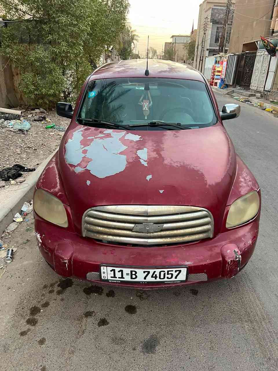 السلام عليكم
شوفر Hhr موديل 2007 

كلشي بيه شغال 

نقص بيه صدر وصبغ 

رقم انكليزي سنوية لحد 29 

لبيع بسعر 35 ورقة 

مكاني بغداد 

***********
