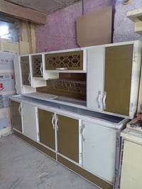 كاونتر مترين ونص سنكي  تزكام مبطن اخو جديد مرمر اصلي لاستفسار تصال ٠٧٨...