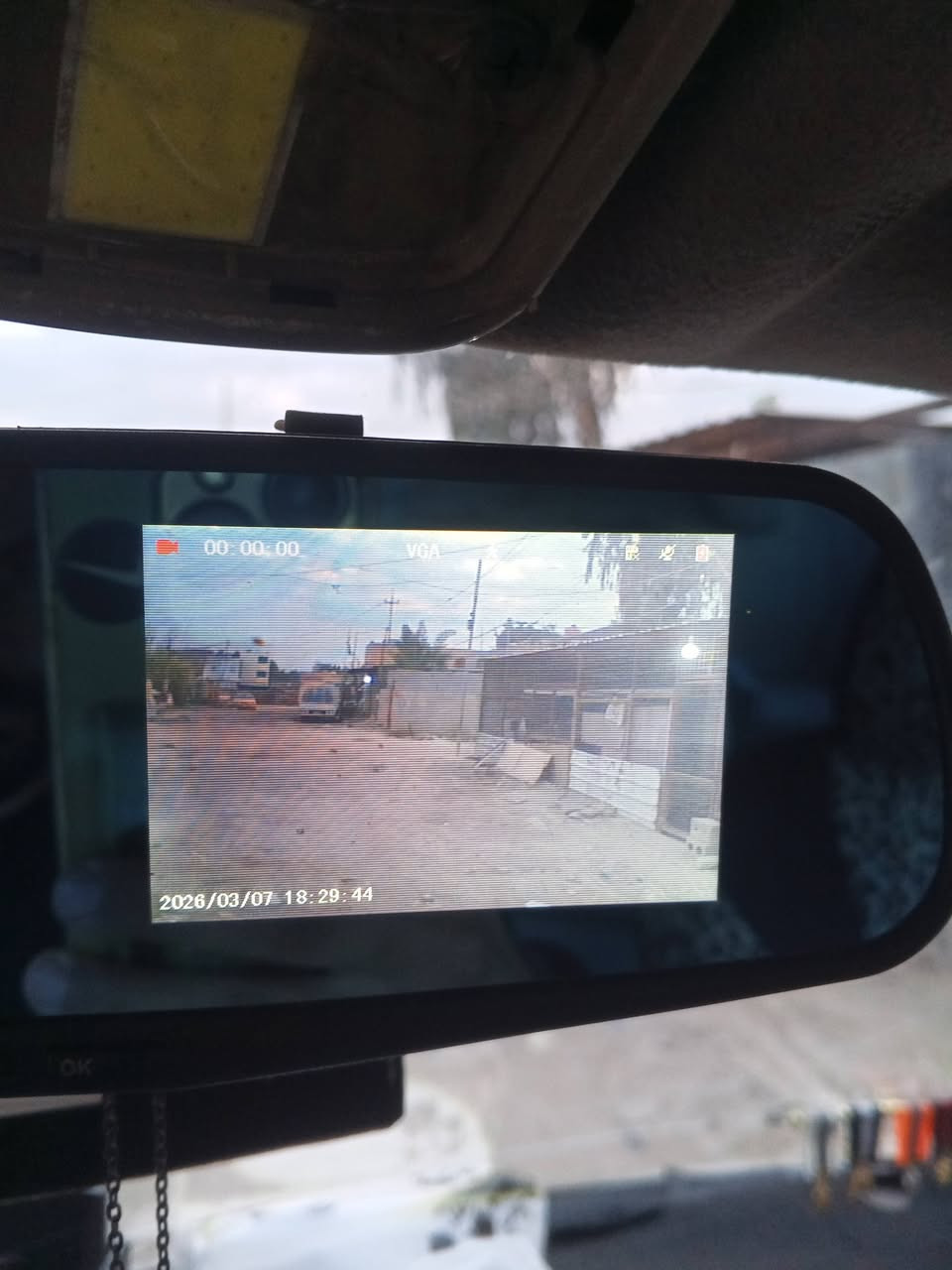 داش كام ام لمرايه جديده هيه وملحقاته كامره خلفيه واماميه سعر 30 مع التوصيل ***********
