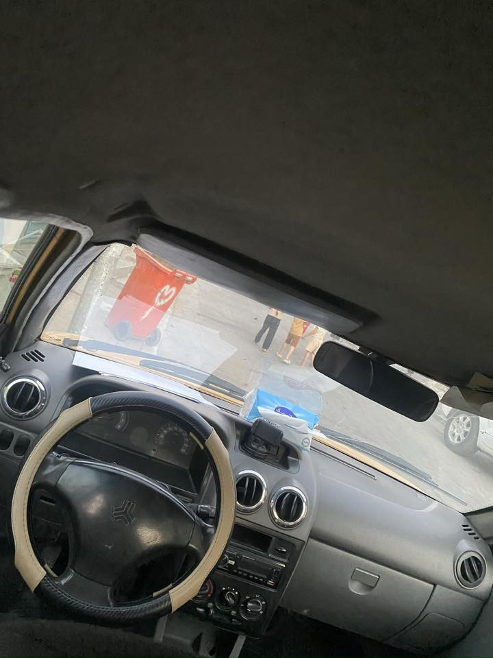 السلام عليكم سايبا موديل 12 
محرك كير تخم تاير منضومة تبريد كله جديد 
شواصي نضيفه 
السيارة نقصها صدر لان صدرها تعبان 
السيارة 12 ورقه وبيها مجال قليل 
ابيع كوم حديد بدون تحويل لان عليها غرمات 
اكفل السيارة من السرقه وعشاير 
***********
