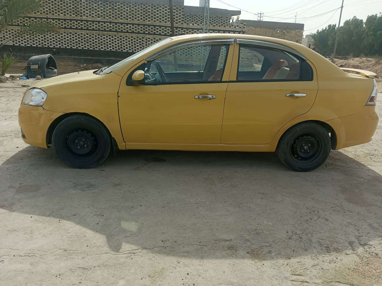 سلام عليكم ورحمه الله وبركاته
سياره افيو للبيع موديل ٩ أوتماتيك مصفره هيئه وغرامات ومداور ثاني يوم رقم انكليزي باسمي سنويه لحد ٢٠٣١ فول مواصفات فتحه تحكمات وارد امريكي محرك مفتوح المرغوب شاشه حداديه كير محرك كهربائيات كله نضيف 
متصرف عليها ألف دينار گبل للشارع السعر 58 وبيها مجال 
*********** مكان كربلاء 
اليوم متواجد بلنجف
