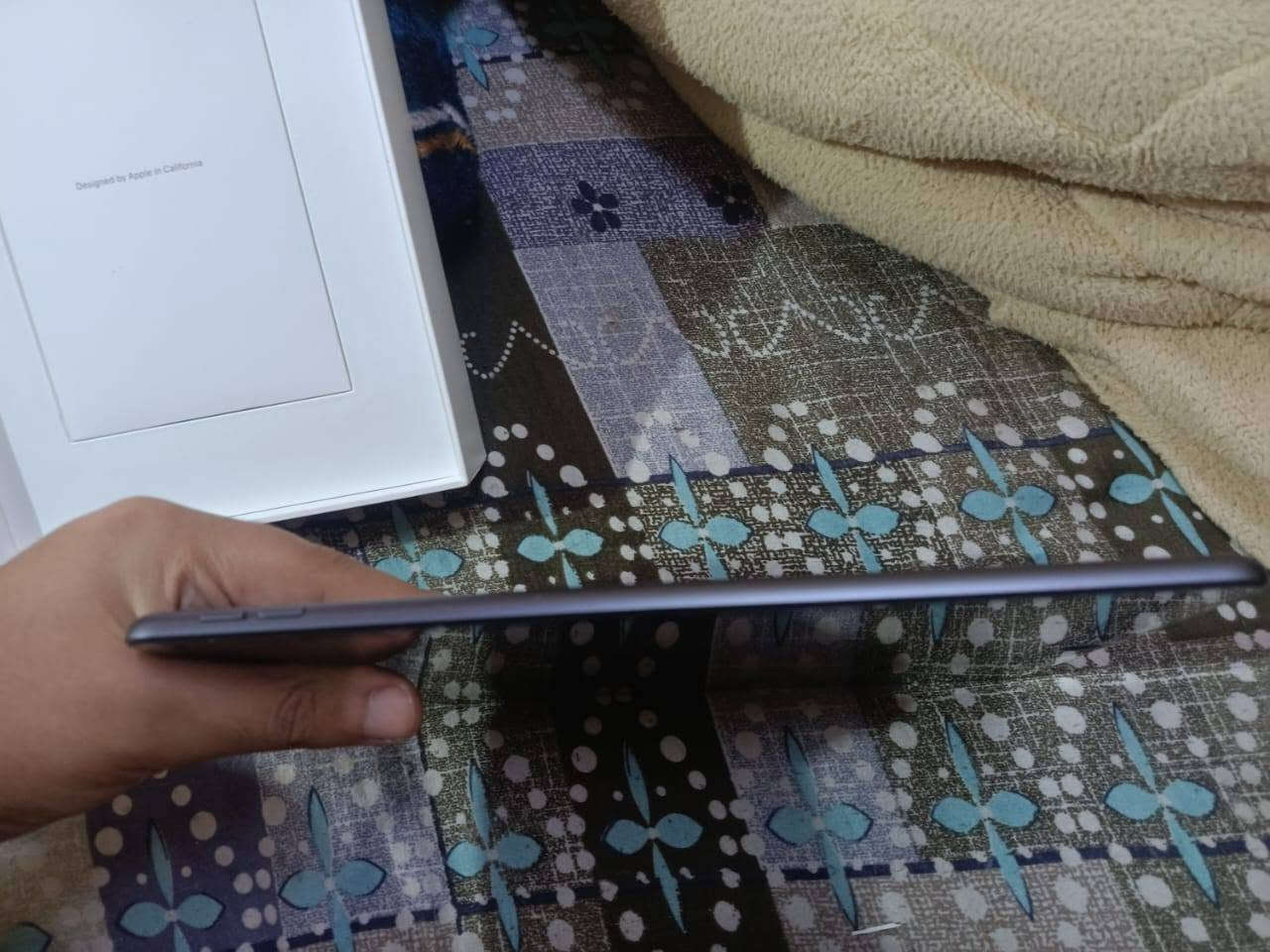 السلام عليكم 
ابياد9 ذكراه 256 انظيف ما مفتوح شخط ما بي سعره 300قفل مكاني النجف الاشرف رقمي واتساب ***********
