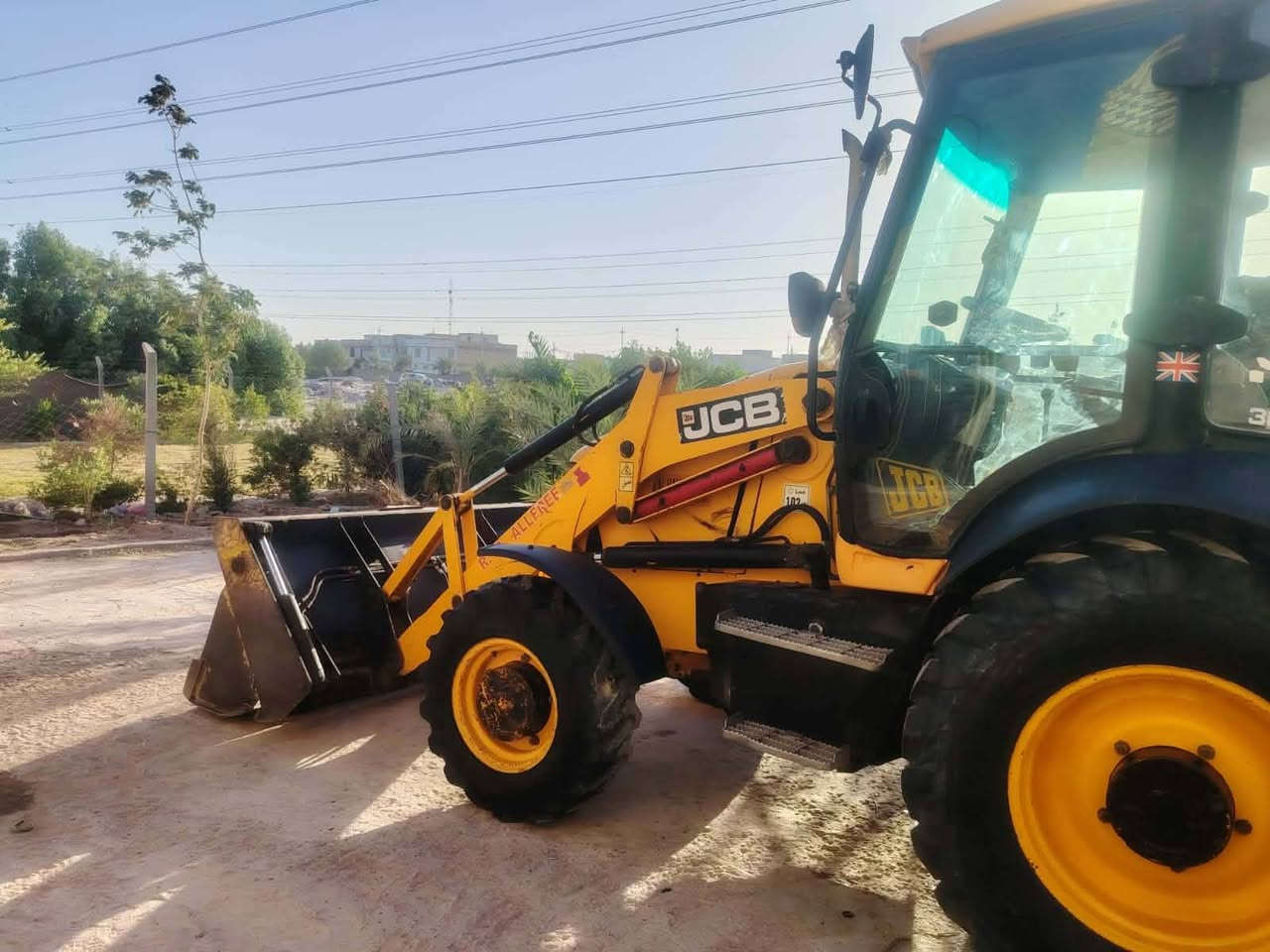 سلام عليكم جيسي بي للبيع موديل 2006  الاستفسار عله هذا الرقم ***********
