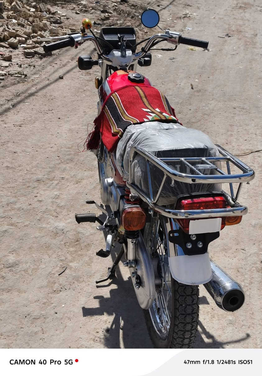 السلام عليكم شباب دراجه للبيع ماصاله سبوع من مطلعه  للبيع  المراجه مديل 26  أوراق سكنر  اليريده  بخدمته ***********  مكاني نجف أبو صخير
